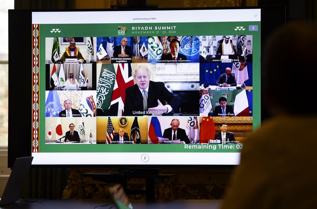 G20 se compromete a garantir acesso global a vacina contra covid-19